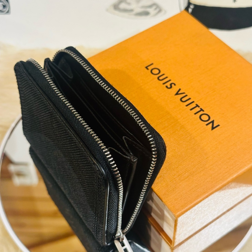 🔥 LOUIS VUITTON CARD CASE WALLET W/BOX - Picture 9 of 14